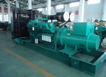 武宣800kw康明斯柴油发电机组